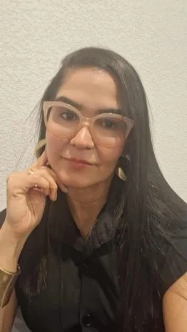 Conheça trajetória de Deolinda Lucianne, professora e pesquisadora em Itacoatiara