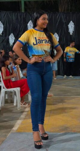 Conheça Ingrid Correia, primeira princesa da 8ª Festa do Jaraqui