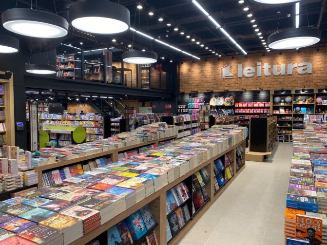 Livraria inaugura segunda unidade em shopping na Ponta Negra