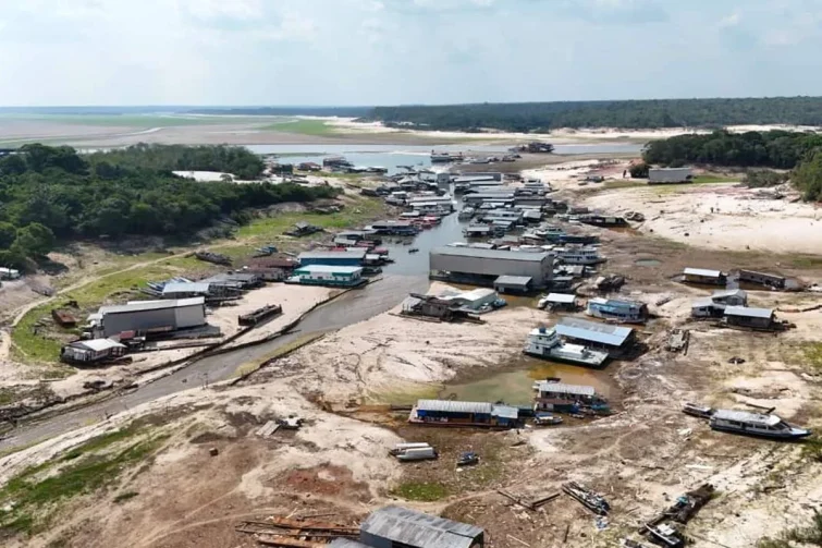 Seca no Rio Negro pode atingir níveis de 2023 e 2024, aponta Serviço Geológico do Brasil