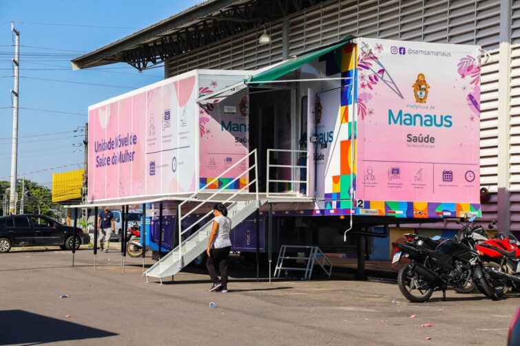 Unidade Móvel de Saúde da Mulher passa a atender em novo local na zona Oeste
