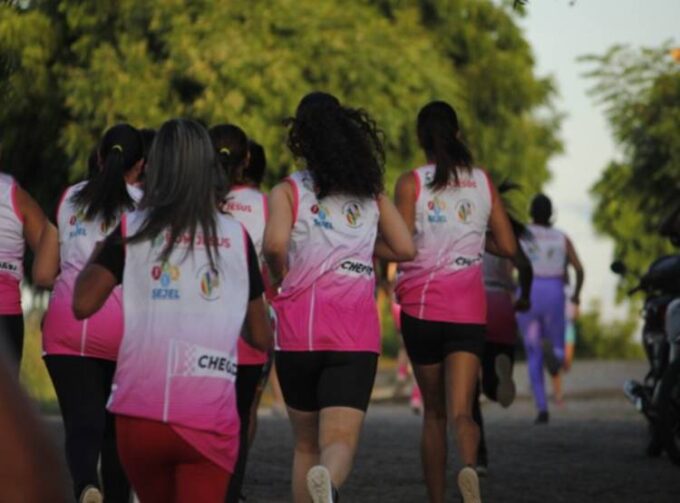 Corrida feminina reforça ações do Agosto Lilás em Novo Aripuanã
