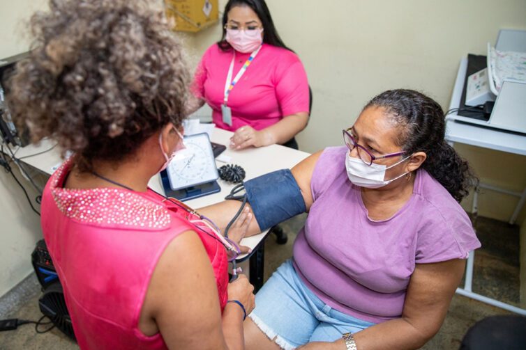 ‘Circuito de Saúde da Mulher’ fortalece combate ao câncer de mama; veja datas e locais de atendimento