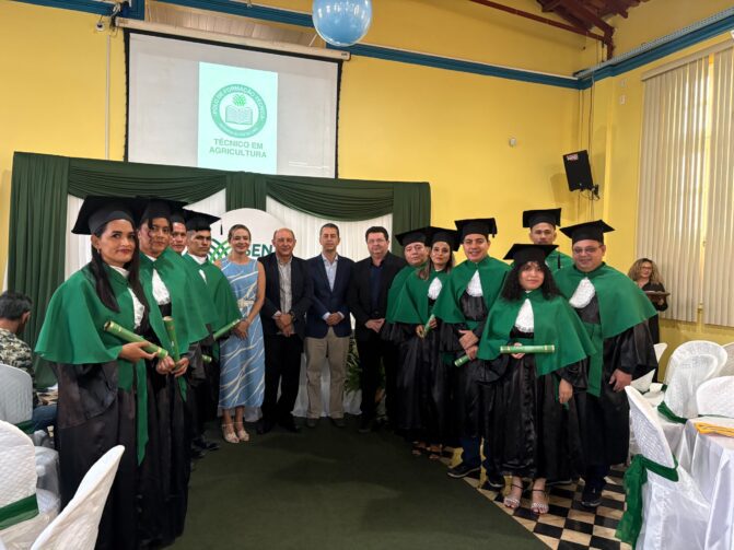 Senar forma 18 novos técnicos em Agricultura em Itacoatiara
